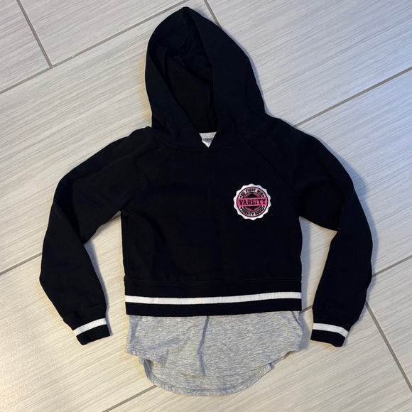 Danskin Other - Girls Danskin Black Hooded Sweatshirt with Pink Varsity Patch